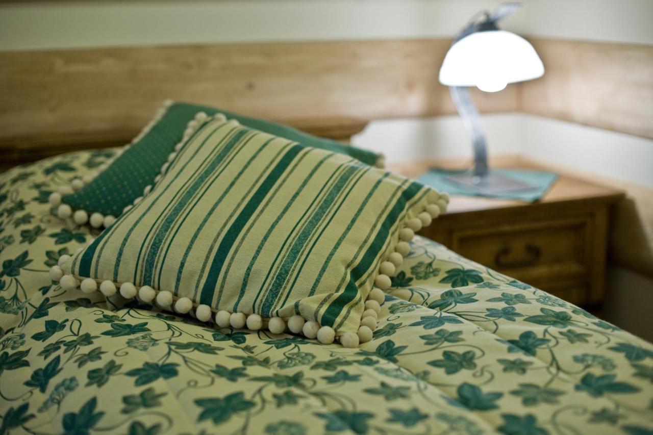 Bed and breakfast Lesny Dworek 5*