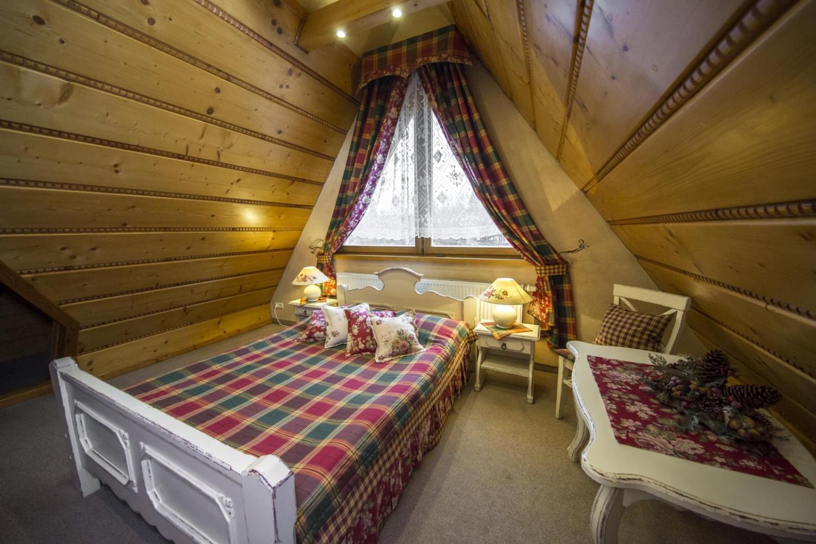 Leśny Dworek 5*